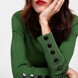 Zara ribbed crop sweater button sleeves